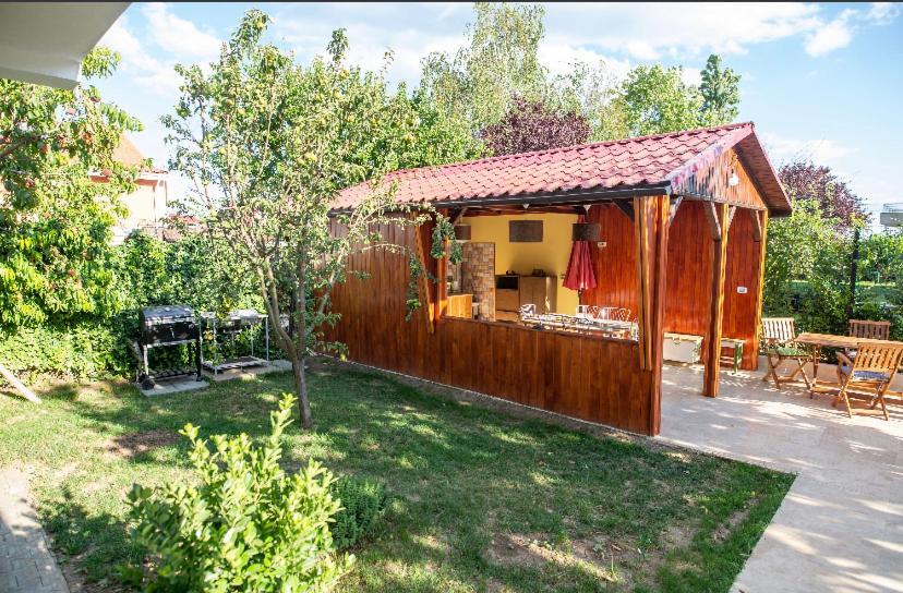 Hotel Vila Jean Bart Mangalia Exterior foto